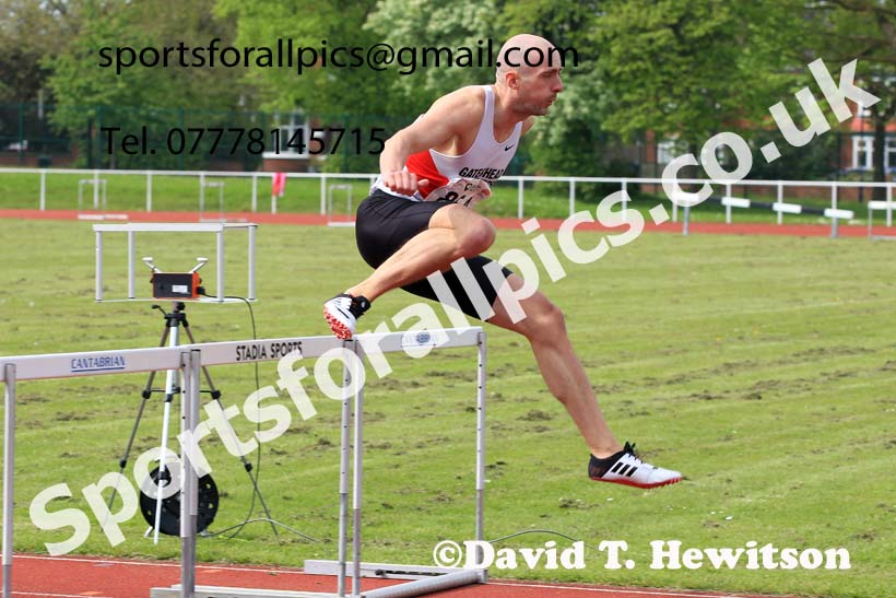 Senior Mens 400 metres Hurdles, 2023 North Eastern Track and Field Champs., Middlesbrough Sports Village, Middlesbrough. Photo: David T. Hewitson/Sports for All Pics